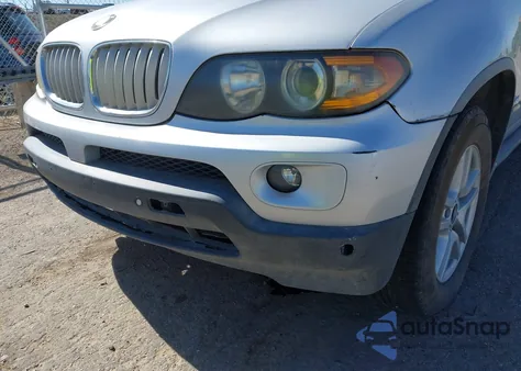 2005 BMW X5 4.4I z USA, uszkodzony, nr VIN 5UXFB53515LV11469